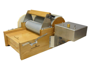 MOTORIZED LITTLE BROTHER DRUM CARDER -   FREE ONLINE DRUM CARDING CLASS