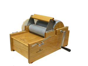 DELUXE MANUAL BROTHER DRUM CARDER - FREE ONLINE DRUM CARDING CLASS