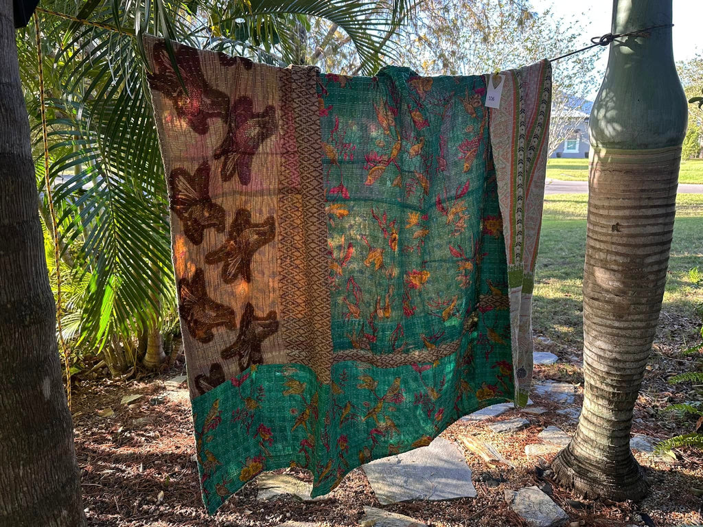 COUNTDOWN TO CHRISTMAS DAY 3 - KANTHA QUILT #106