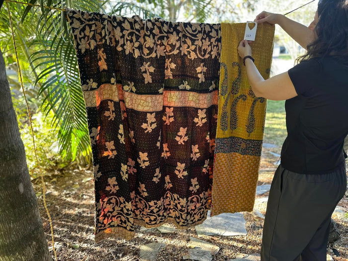 COUNTDOWN TO CHRISTMAS DAY 3 - KANTHA QUILT #117