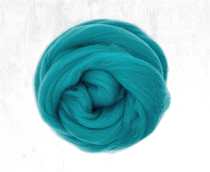 18 mic SUPERFINE Merino CYAN/CERULEAN Combed Top - 1 ounce - Sold by Jessica