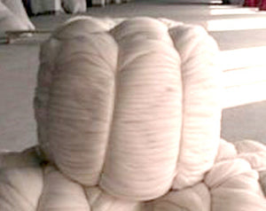 In Stock - 21 Micron Merino Undyed Combed Top - 4 Ounces - J