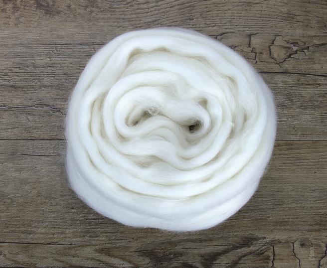 ULTRA WHITE 23 mic Merino Combed Top - One Pound Group Presale - Please allow up to 3 weeks for shipping