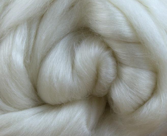 GROUP SALE - 50/50 23 micron merino/mulberry silk - ONE POUND ***PLEASE GIVE UP TO 3 WEEKS FOR SHIPPING***