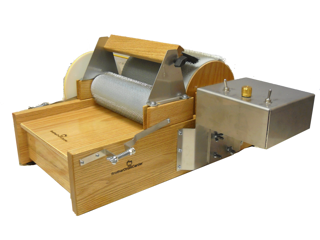 MOTORIZED LITTLE BROTHER DRUM CARDER -   FREE ONLINE DRUM CARDING CLASS